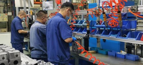 長(zhǎng)春一東 以自主創(chuàng)新驅(qū)動(dòng)發(fā)展，數(shù)碼產(chǎn)品研發(fā)與銷售開(kāi)辟新增長(zhǎng)極