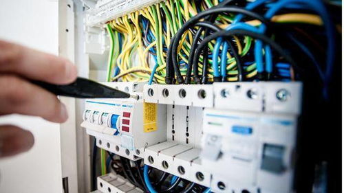 數(shù)字化浪潮下的新引擎 計算機(jī)軟硬件零售與我國電力輔助服務(wù)市場的深度融合